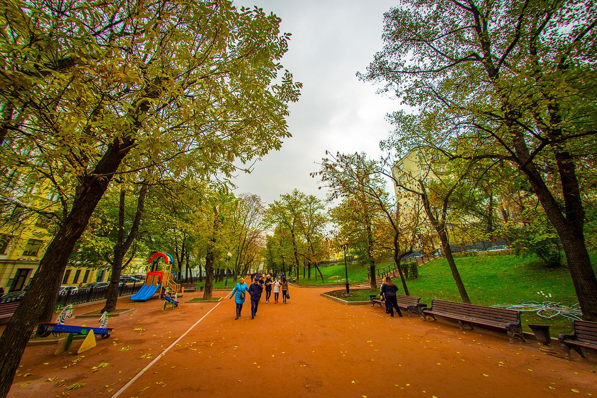 Фото 3: Гоголевский бульвар